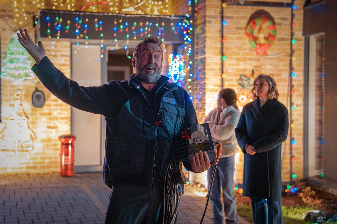 Lee Mack Chris McCausland Bad Tidings
